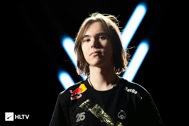 任何看似 任何看似