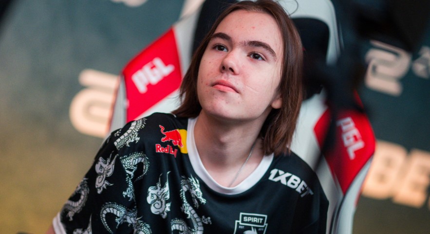 后者凸显无 后者凸显无