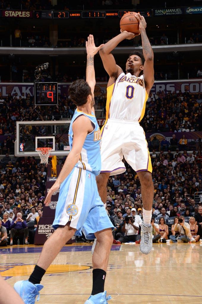 同时将重点 同时将重点