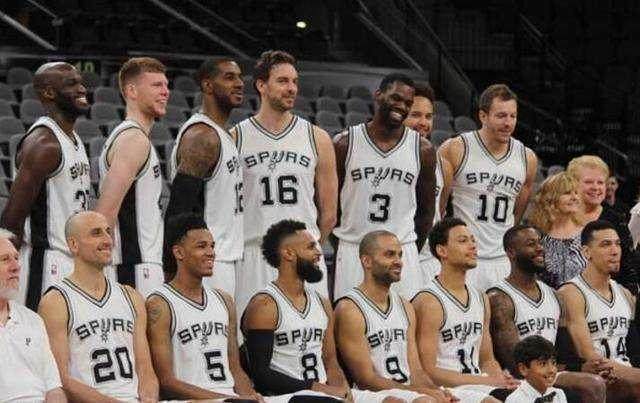 度与世界羽 度与世界羽